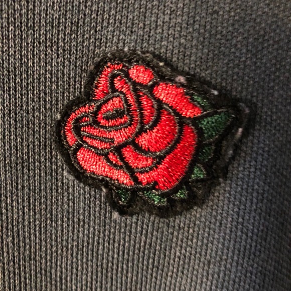 Men’s Sweater - Picture 4 of 5